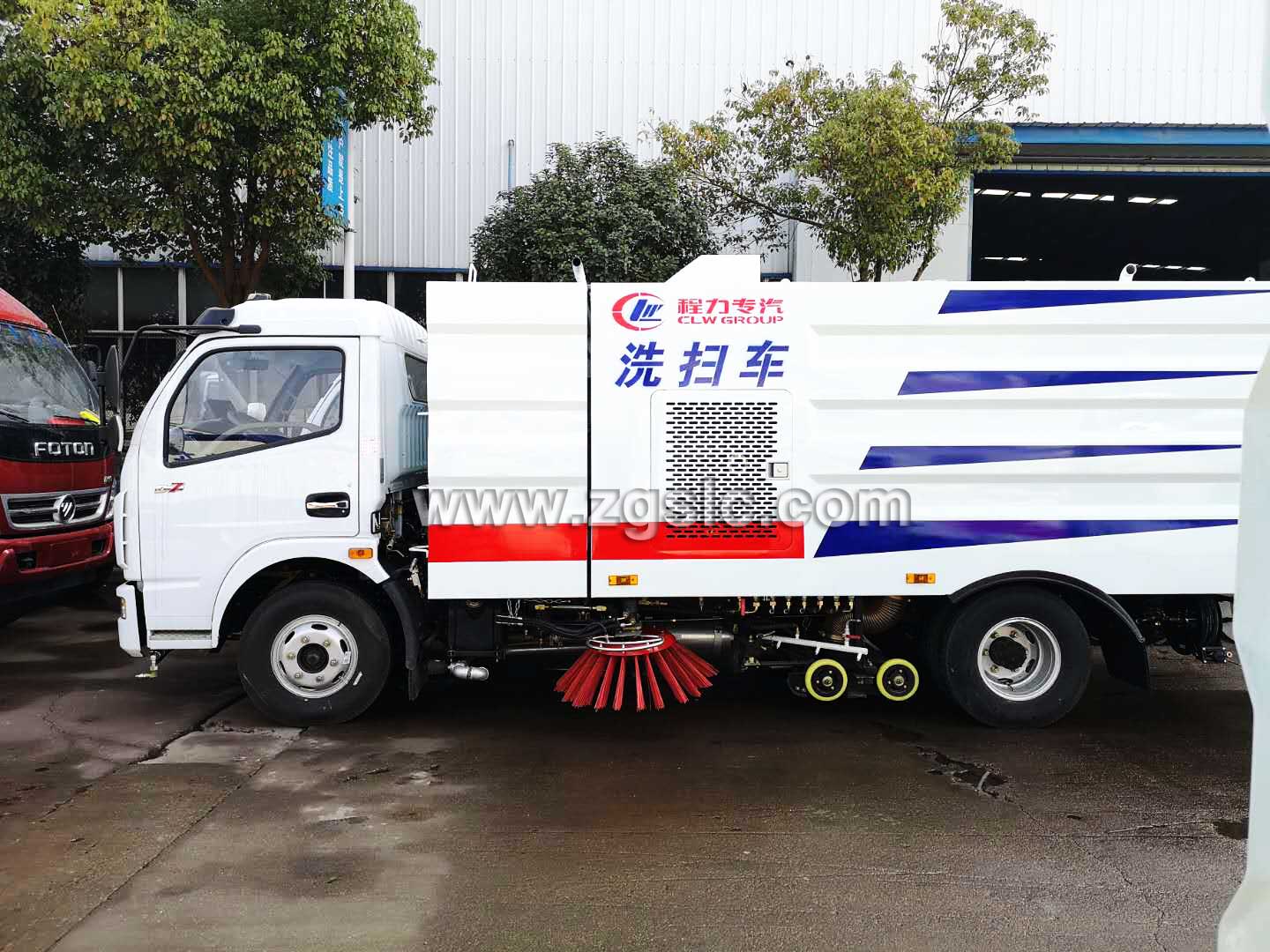 湖北程力東風(fēng)大多利卡洗掃車(國(guó)五)