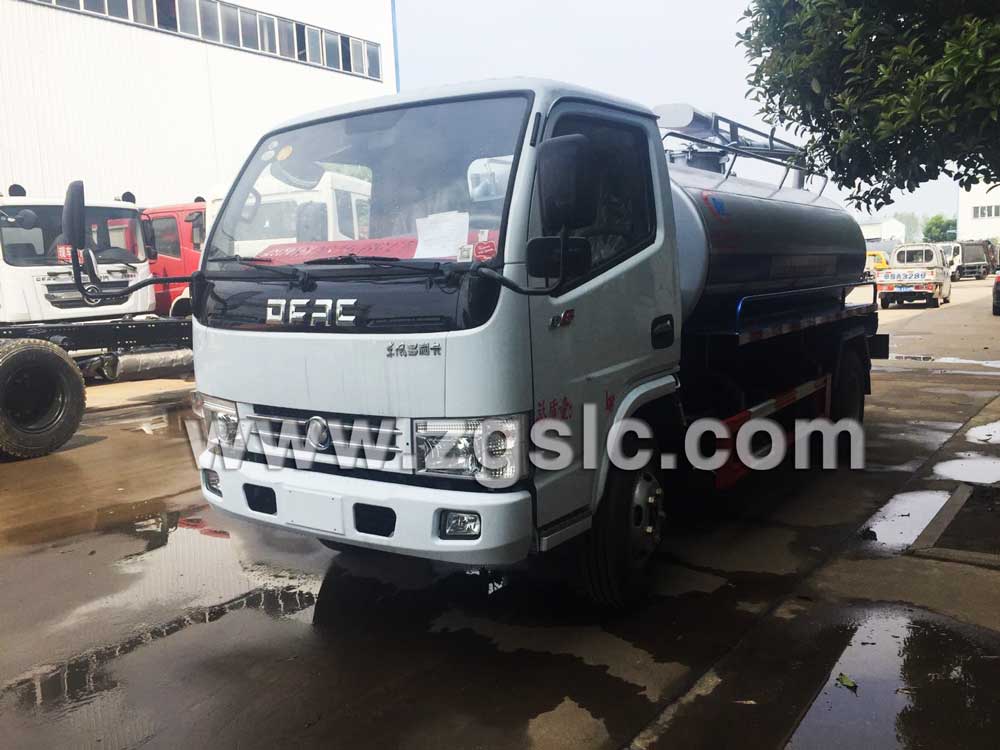 湖北程力東風(fēng)小多利卡吸糞車(國五)