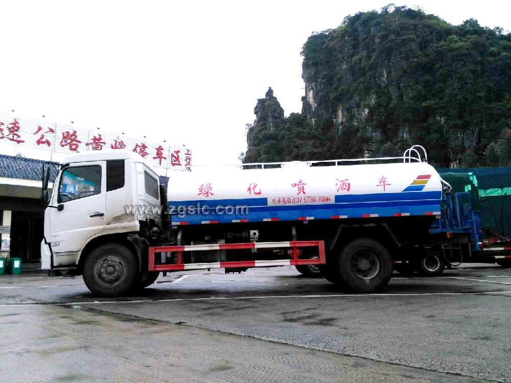 程力12方東風(fēng)天錦灑水車黃牌(國五)