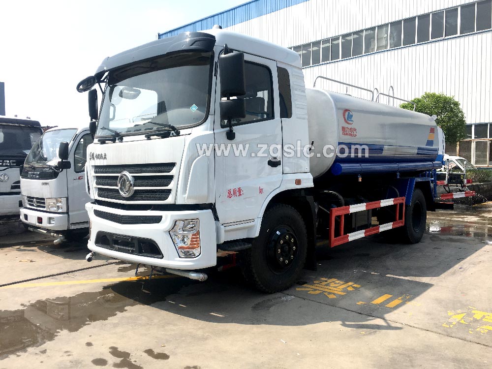 程力12方2019新款東風(fēng)專底灑水車黃牌(國五)