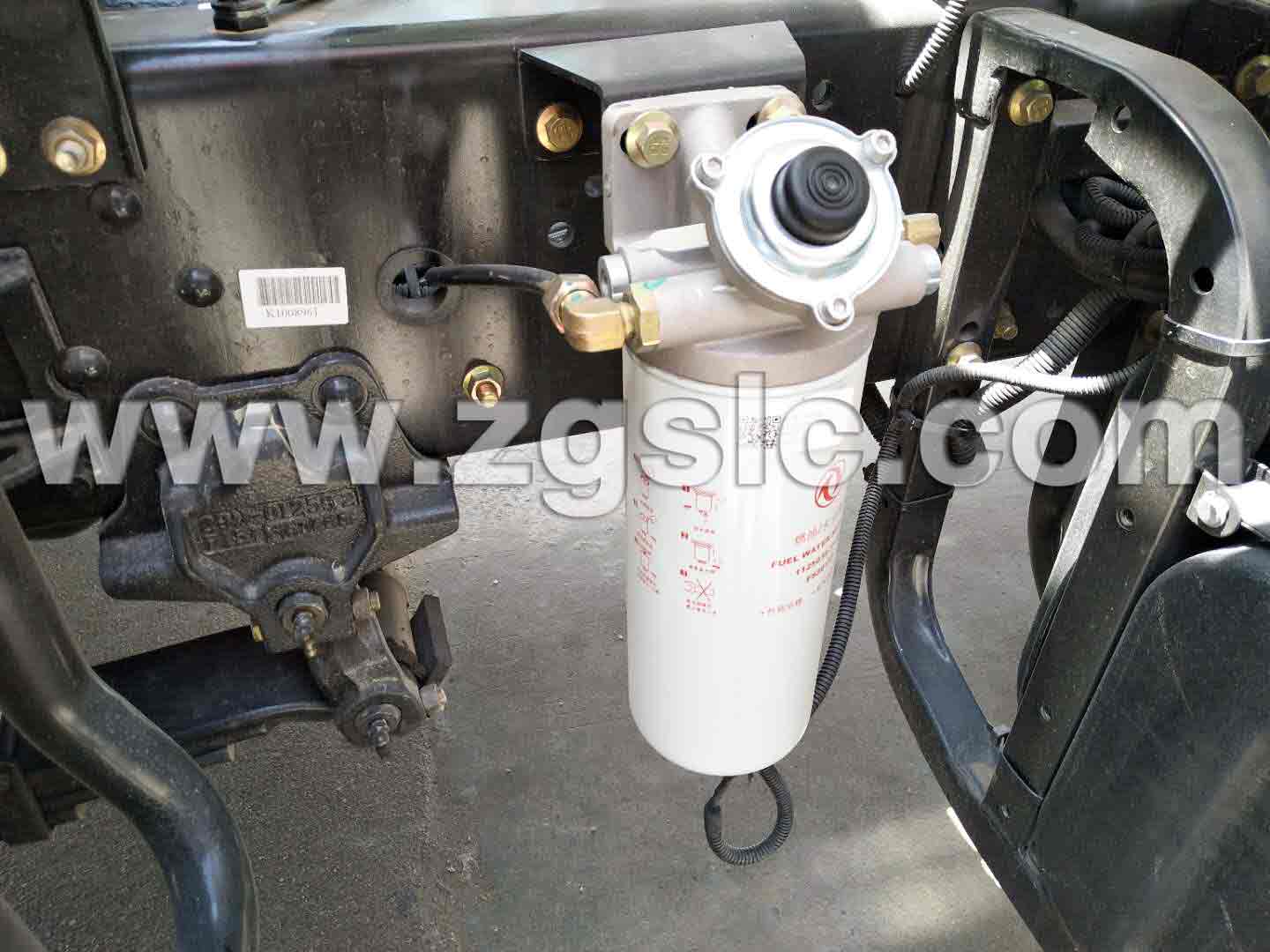 東風(fēng)天錦散裝飼料車(國(guó)五)
