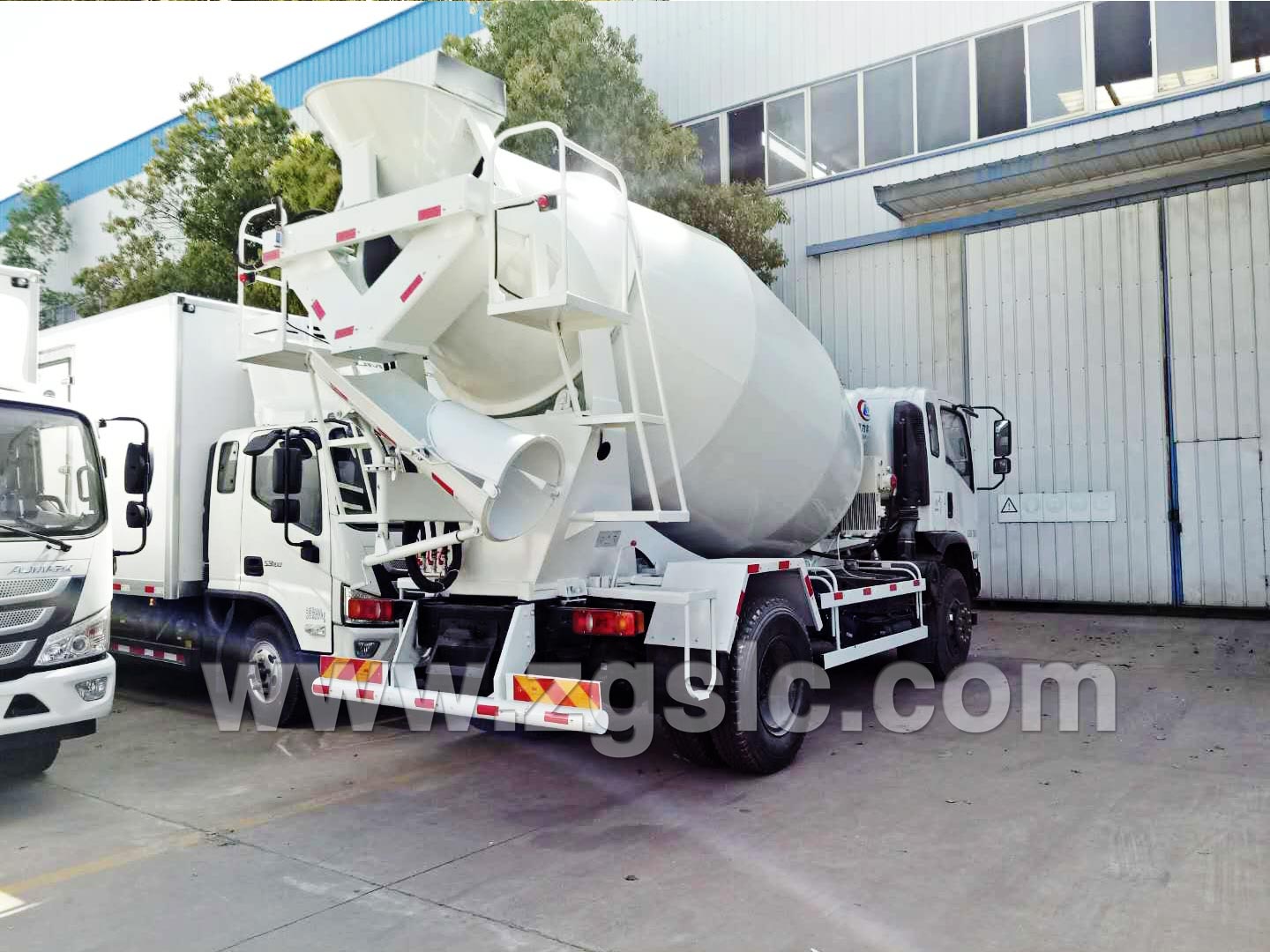 東風(fēng)Z16混凝土攪拌運(yùn)輸車(國(guó)五)