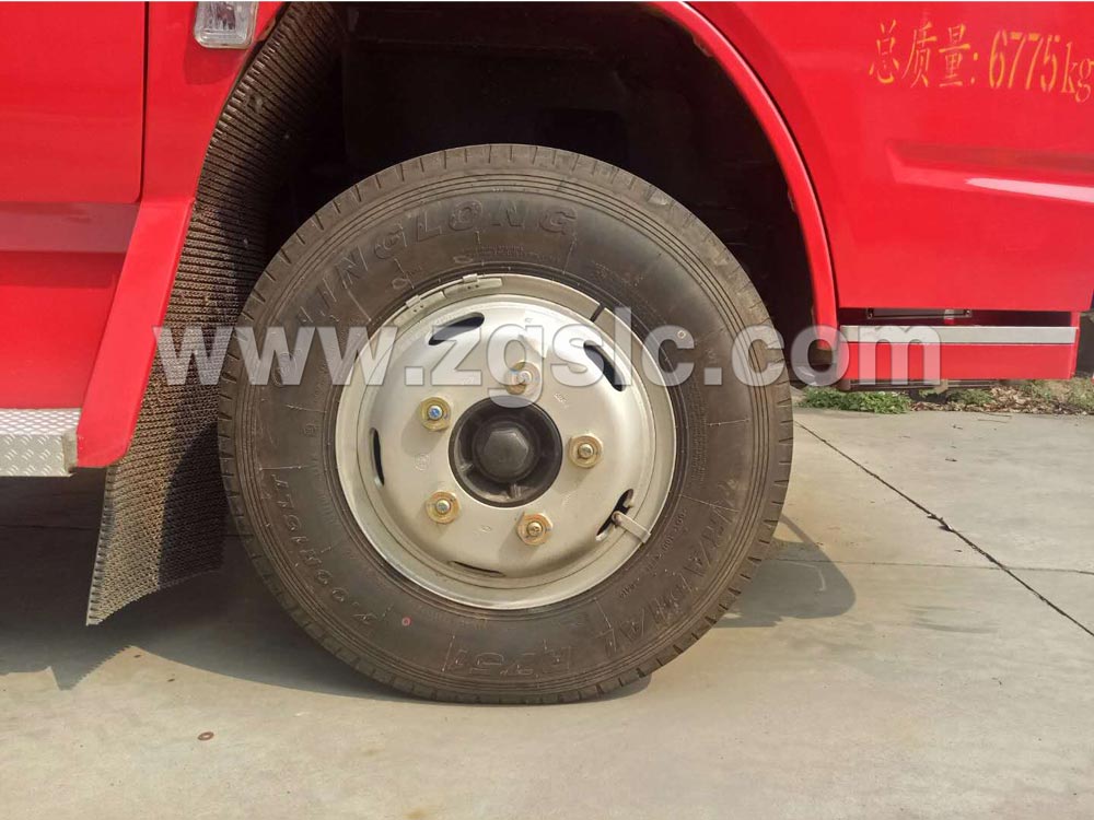 東風(fēng)小多利卡水罐消防車(chē)(國(guó)五)