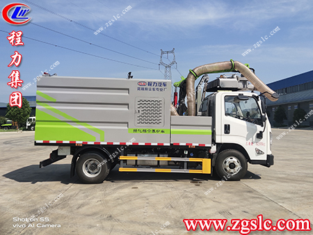 建設(shè)園林綠化，我們更專業(yè)，更標(biāo)準(zhǔn)——湖北程力牌綠化綜合養(yǎng)護(hù)車